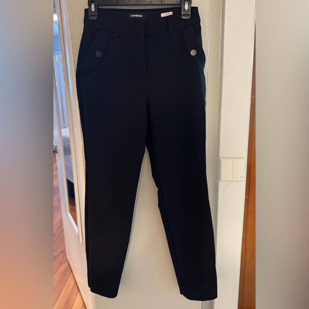 Express Black Straight Leg Women's Pants